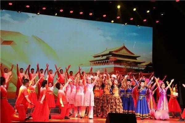 打算裸辞，准备自己交社保，谁知道怎么交吗？游戏画面